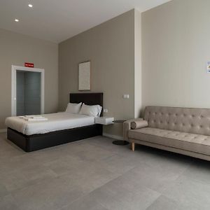 Studio met een King Size Bed